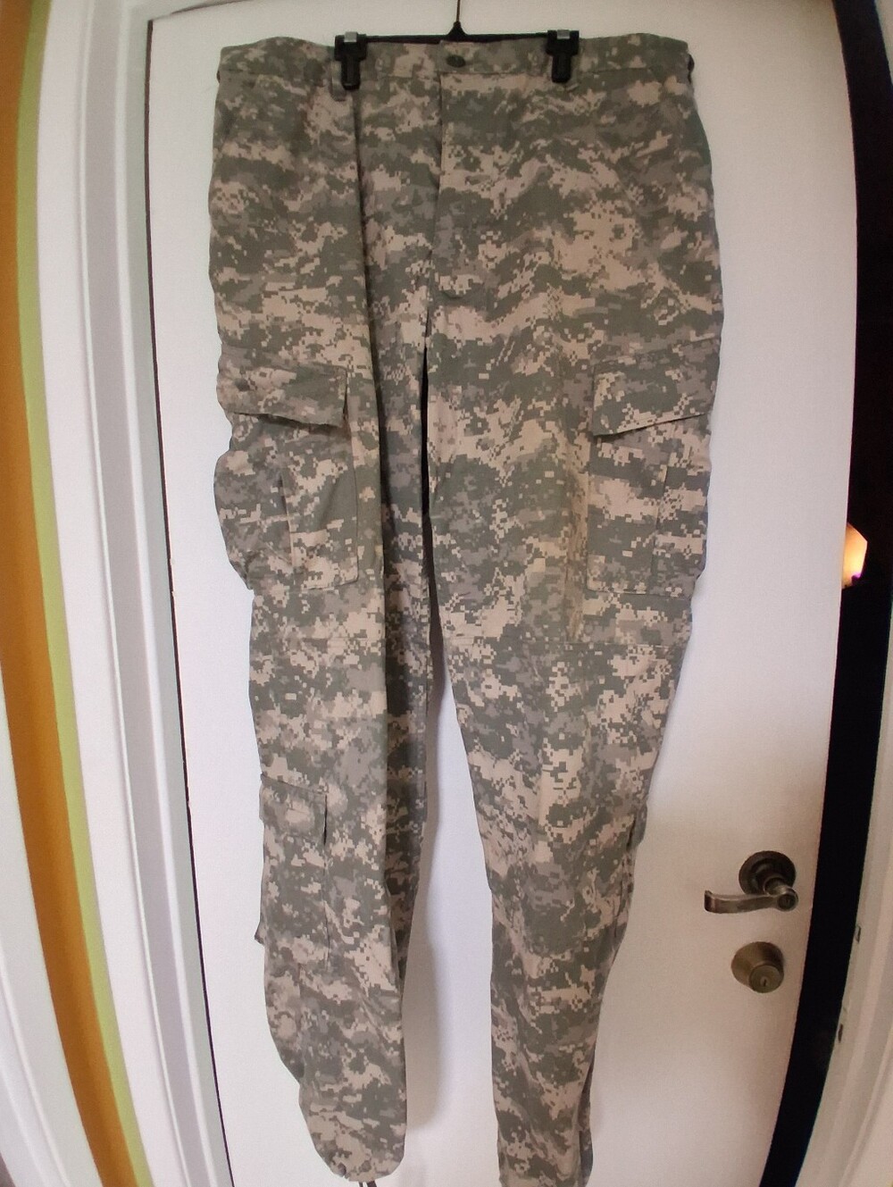 Men's Tactical Cargo Pants - Digital Camo Green